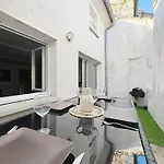 Grand Duplex Avec Terrasse Au Coeur De Daire *