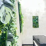 Grand Duplex Avec Terrasse Au Coeur De *